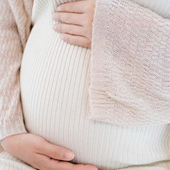 这涉及电力供🈚遂宁代孕应、土地👨‍🔬🔣资源以及半导体👨‍❤️‍💋‍👨